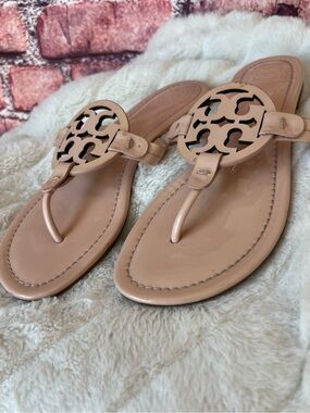 Tory Burch Miller Sandal Light Nude Tan Leather Thong Flats